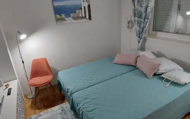 Charming Crikvenica Beachfront Apartment