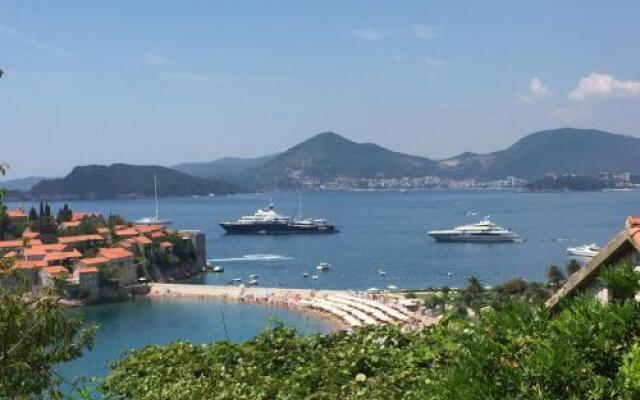 Apartments Sveti Stefan MNE