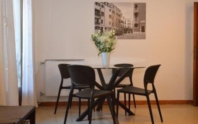 Frari Apartment