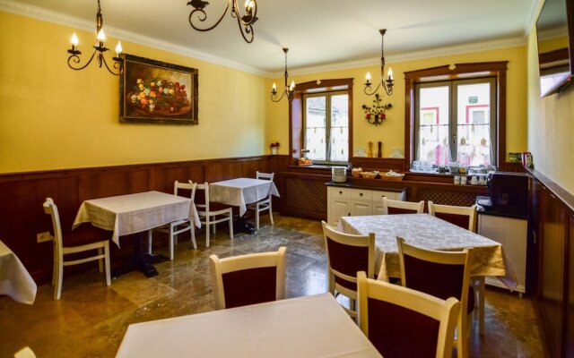 Rosen Villa