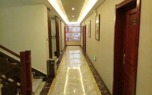 Chuxiong Haiheng Hotel