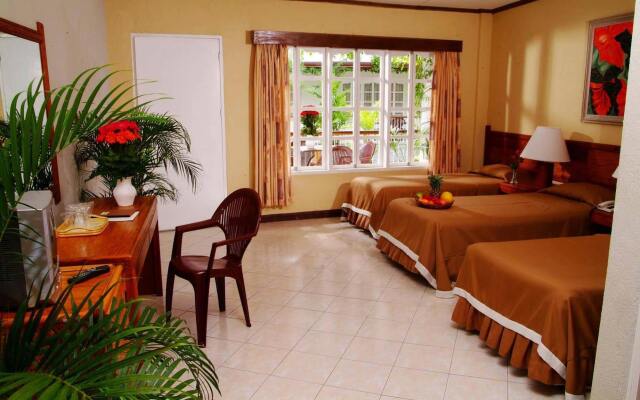 Almont Inland Resort