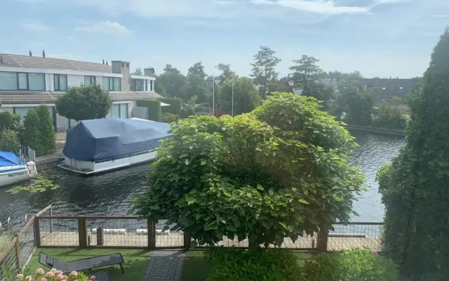 Ferienhaus am Wasser Lemmer 208