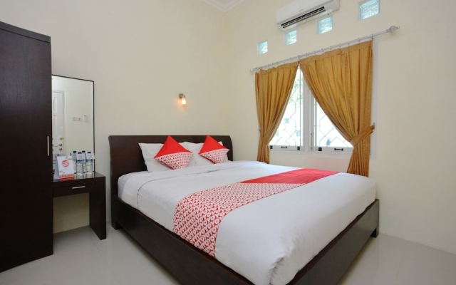 OYO 722 Uno Residence
