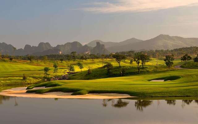 Wyndham Sky Lake Resort And Villas
