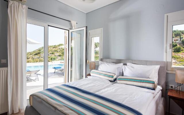 ELIDA -pool, billiard, views, 4min walk to the sea