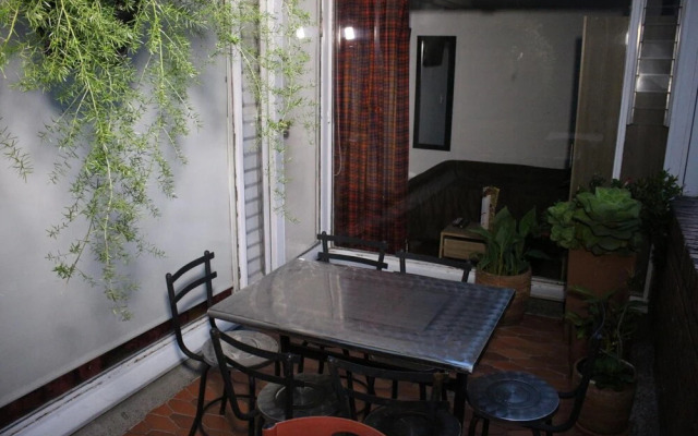 Sary house