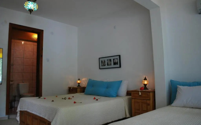 Myra Hotel