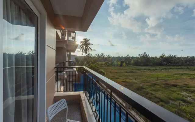Palm Retreat 1BHK Pool & Field Views