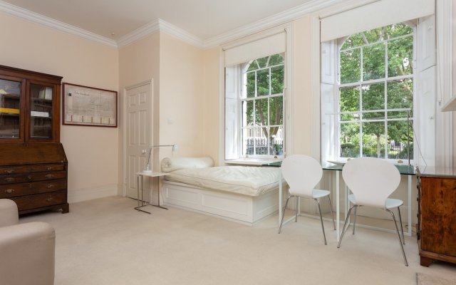 Townhouse Flat in Central London
