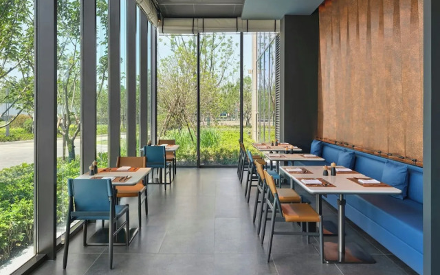 Aloft Kunshan Dianshan Lake