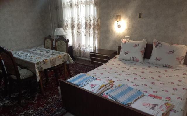 Отель B&B Bahodir