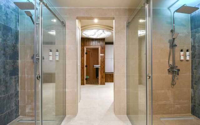 Pullman Bucharest World Trade Center Hotel