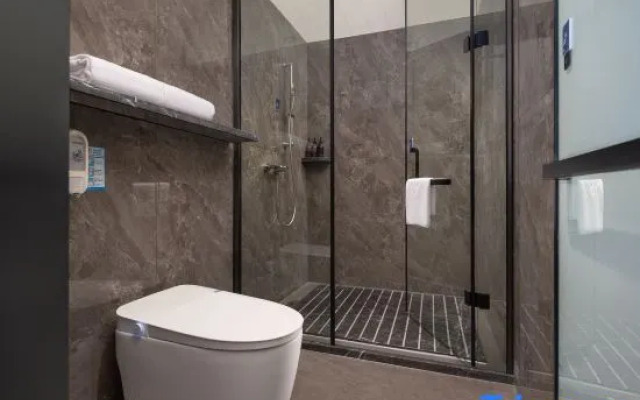 FORMONT Hotel (Jishouzhou Government, Jishou)