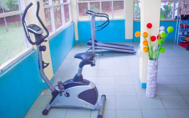 Kilihomebase & Campsite - Hostel