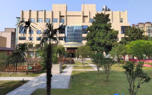 Zhengzhou Yindu Hotel (China Great Wall Aluminum)