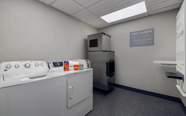 Spark by Hilton Artesia