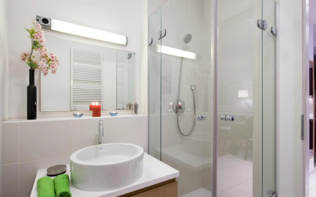 Quality Point Apartments 0-24 reception