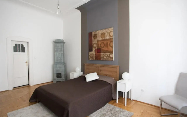 Modernized Condo for 6ppl CENTER