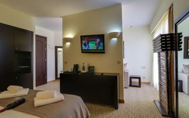 Olympian Bay Grand Resort