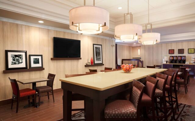 Hampton Inn by Hilton Boston/Cambridge