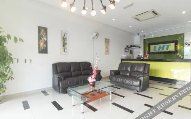 OYO 973 LHT Hotel
