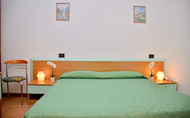 Hotel Etna