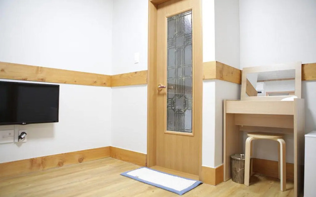 Heungbuga Hanok Guesthouse