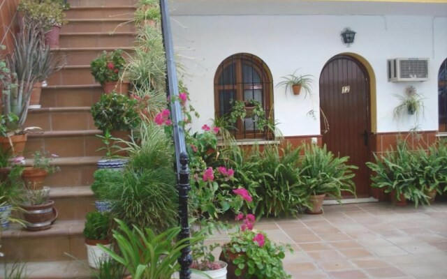 Fuente del Pino .