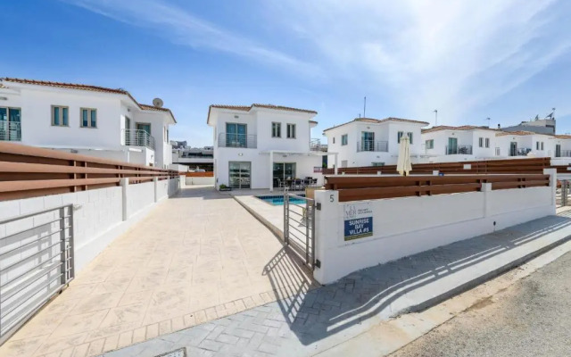 Sunrise Bay Villa #2
