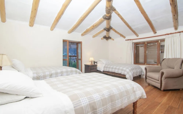Colonial house Sacred Valley In