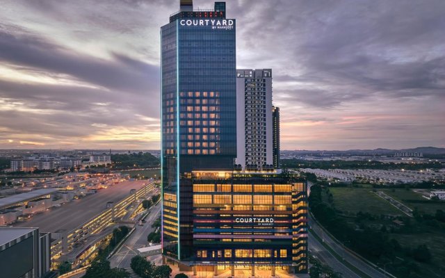 Courtyard By Marriott Setia Alam