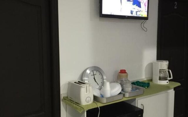 Urban Life Hostal