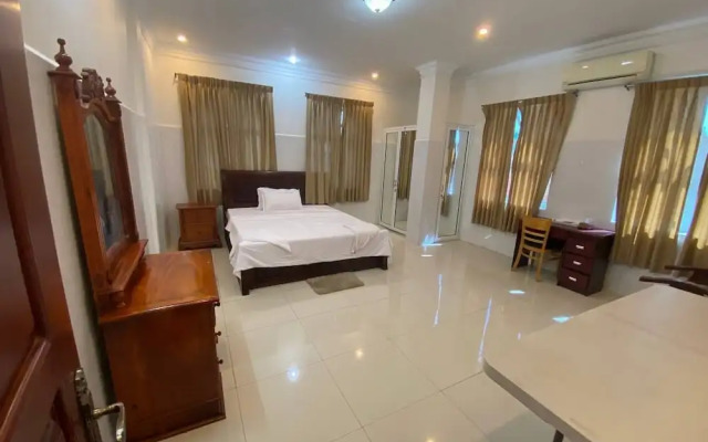 Old Durbar Hotel & Restaurant