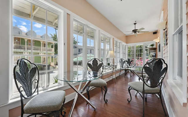 Carriage Way Centennial