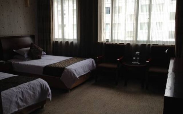 Junhong Business Hotel