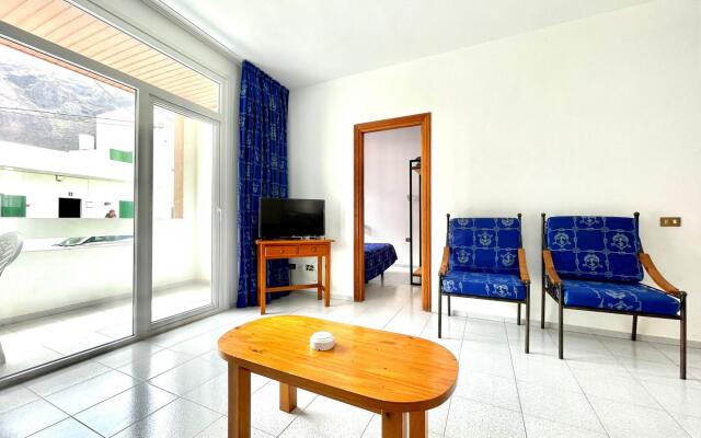 Bonito apartamento de 2 domitorios frente al mar