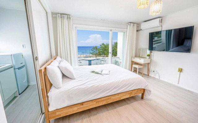 Yangyang Twin Beach Pension