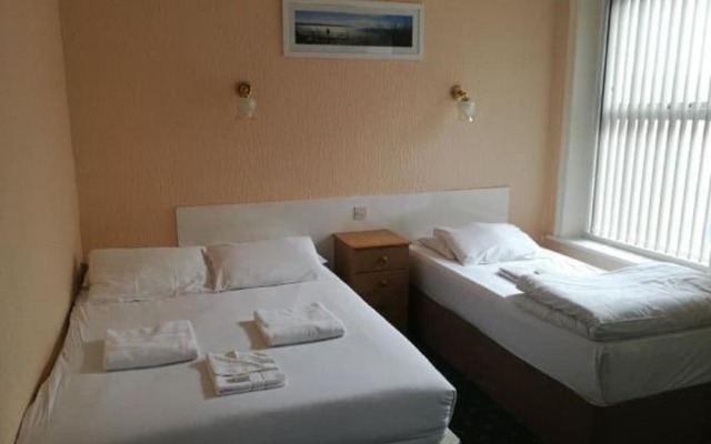 South Beach Kings Promenade Hotel