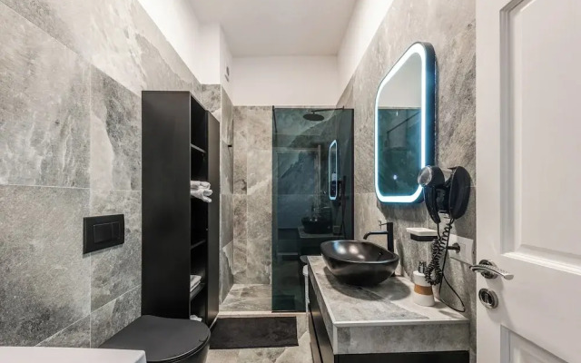 Royal Hill Apartment 1