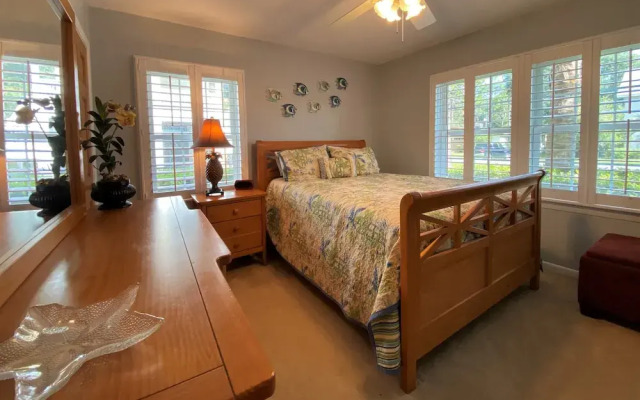 The Salty Sol 6 Bedroom Home