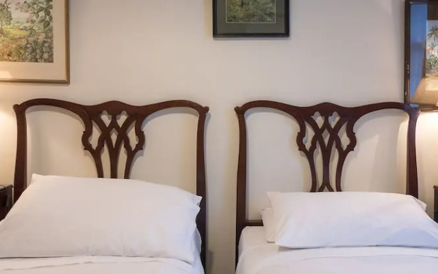 A Place Like Home - Elegant Apartment near Green Park