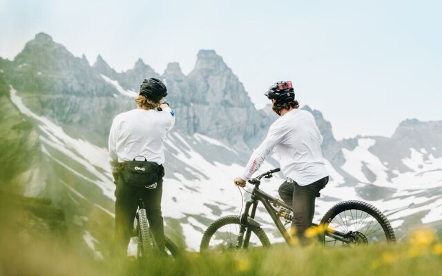 Peaks Place Apartment-hotel Spa Laax