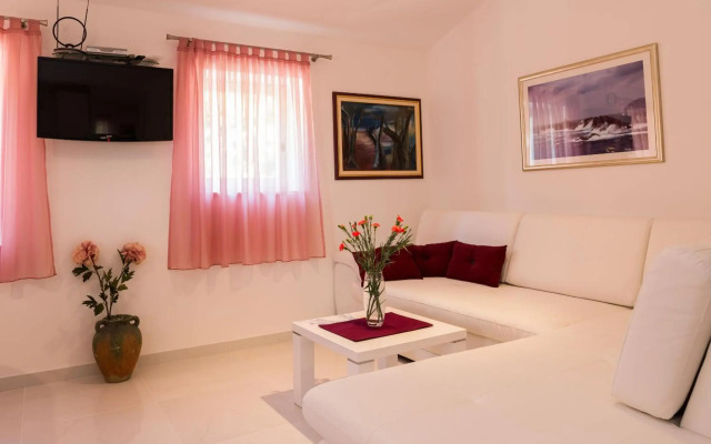 Apartments Mare