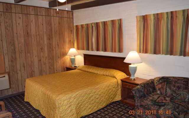 Stanlunds Inn And Suites