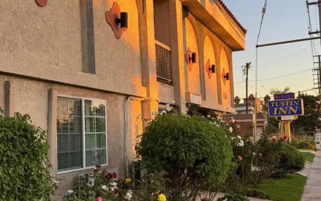 Orange Tustin Inn