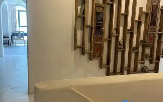 Kashi Lin Yin courtyard homestay