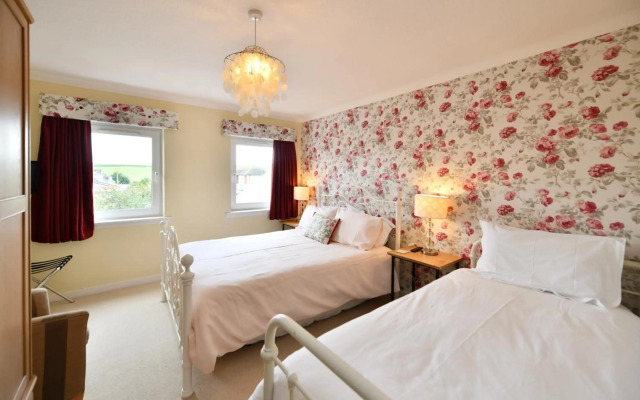 Lochans Lodge