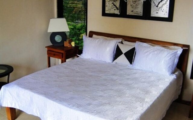 Suzanne Homestay