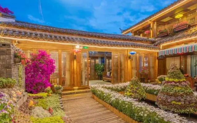 Encounter Lijiang Inn
